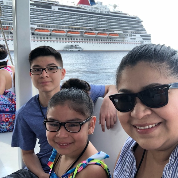 Meet your Posher, Elizabeth - Picture 6 of 6